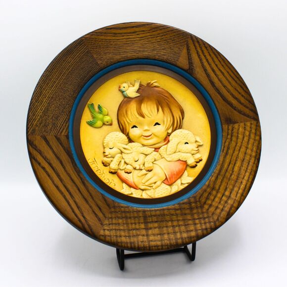 Vintage ANRI Mother’s Day Plate Spring Arrivals Italy by Ferrandiz Wood Frame - Picture 1 of 6
